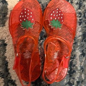 Strawberry jelly sandals